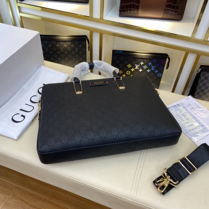 202103SS新作 Gucci グッチ メンズ ハンドバックスーパーコピー