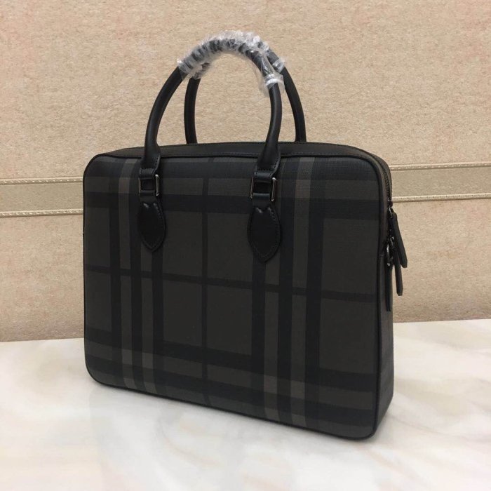 2020SS新作 Burberry バーバリー メンズ ハンドバックスーパーコピー