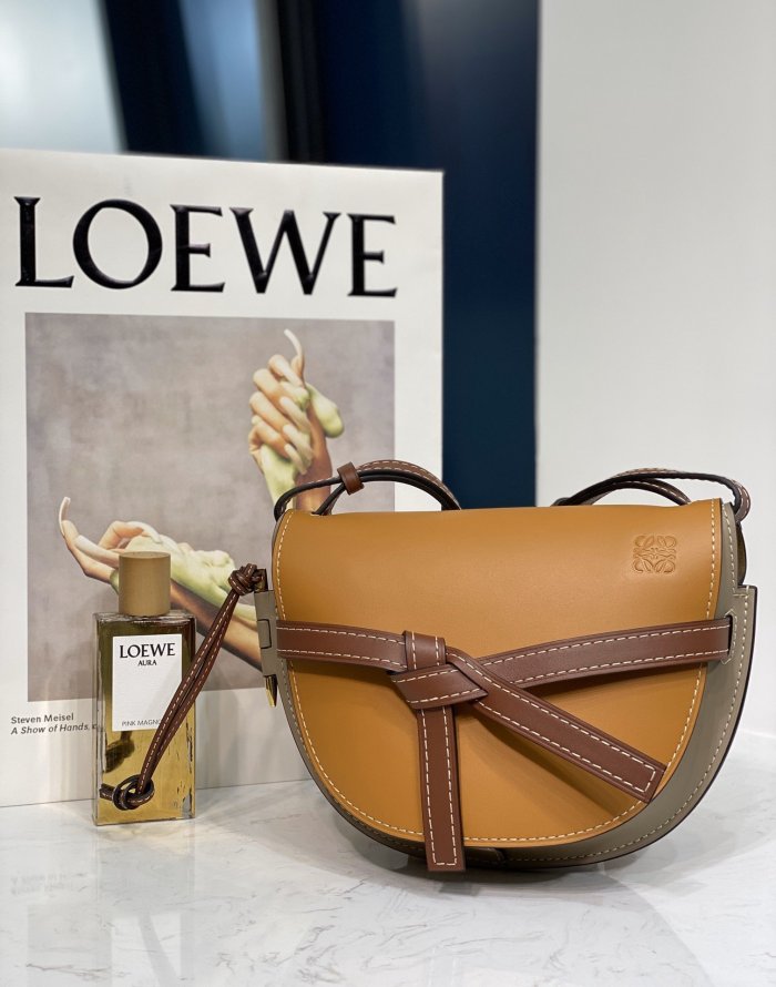 202106SS新作 LOEWE ロエベ レディース ショルダーバッグスーパーコピー