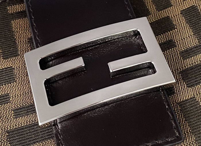 202103SS新作 FENDI フェンディ レディースショルダーバックスーパーコピー