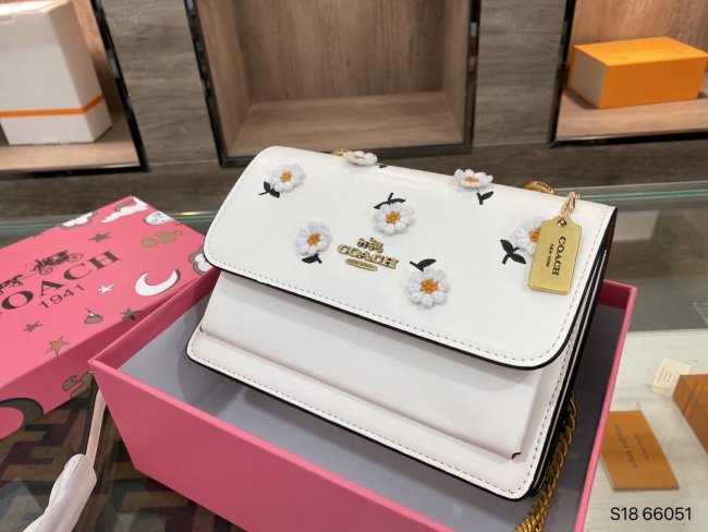 202106SS新作 Coach コーチ レディース ショルダーバッグスーパーコピー