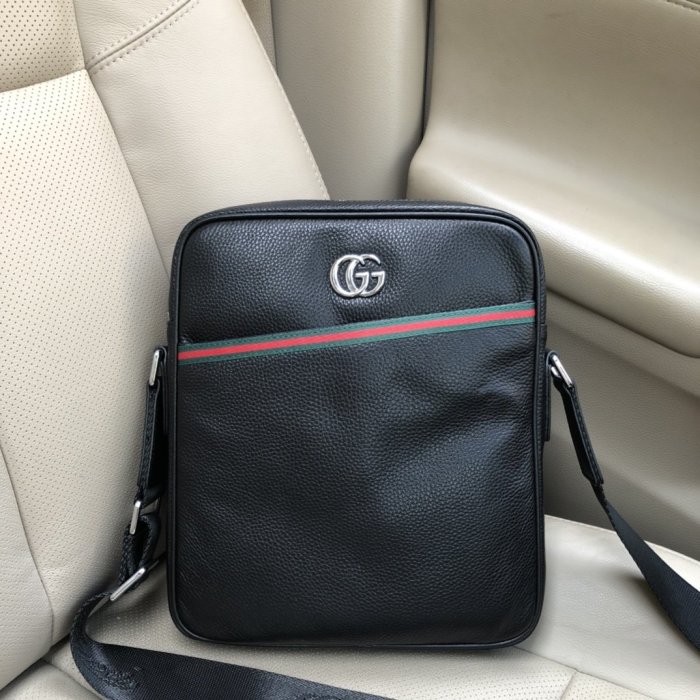 2020SS新作 Gucci グッチ メンズ ショルダーバックスーパーコピー