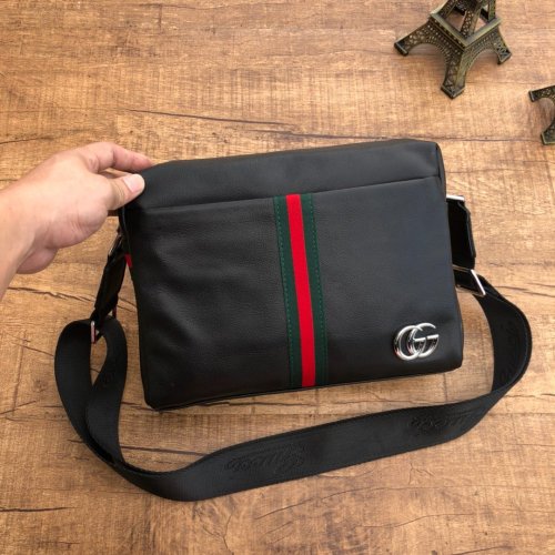 2020SS新作 Gucci グッチ メンズ ショルダーバックスーパーコピー