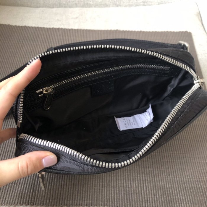 2021SS新作 Gucci グッチ メンズ ショルダーバックスーパーコピー