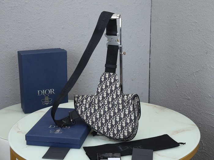 2021SS新作 Dior ディオール メンズ ショルダーバック スーパーコピー