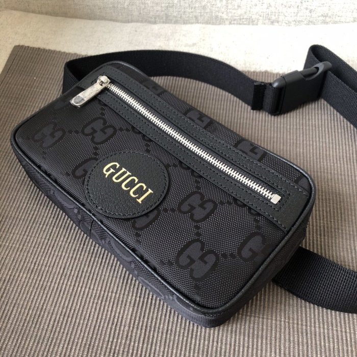 2021SS新作 Gucci グッチ メンズ ショルダーバックスーパーコピー