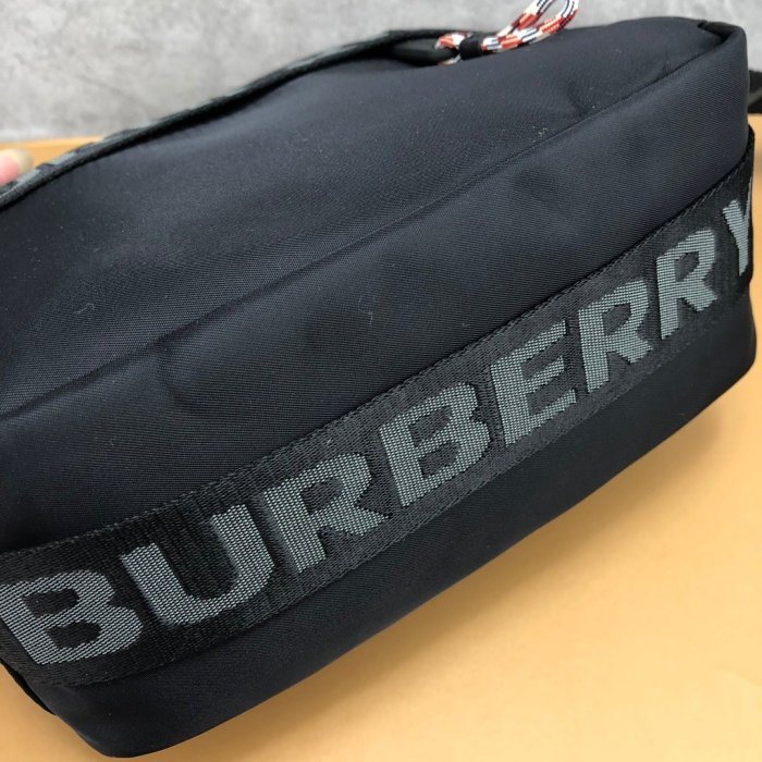 2021SS新作 Burberry バーバリー メンズ ショルダーバック スーパーコピー