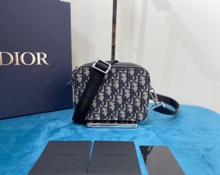 2020SS新作 Dior ディオール メンズ ショルダーバック スーパーコピー
