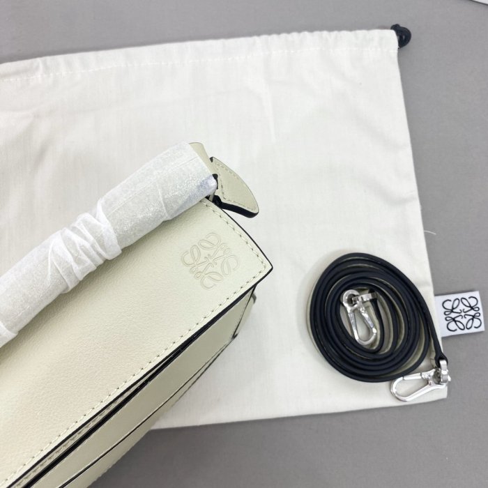 202106SS新作 LOEWE ロエベ レディース ショルダーバッグスーパーコピー
