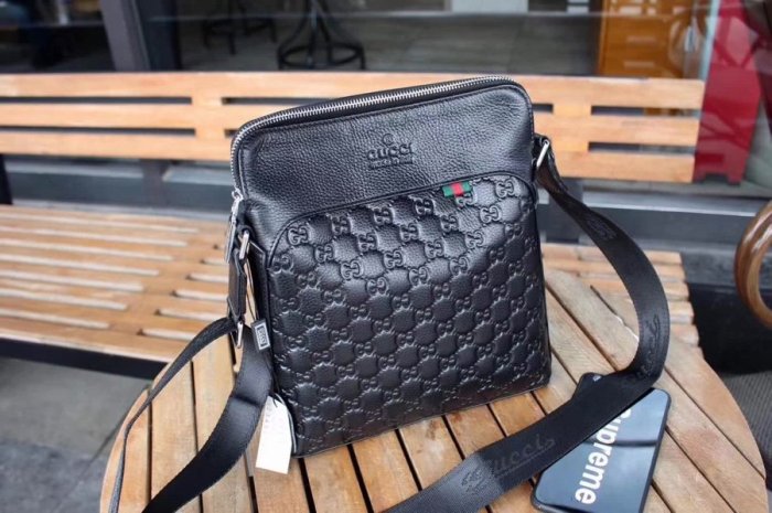 202103SS新作 Gucci グッチ メンズ ショルダーバックスーパーコピー