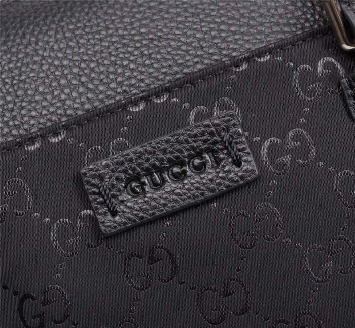 202103SS新作 Gucci グッチ メンズ ハンドバックスーパーコピー