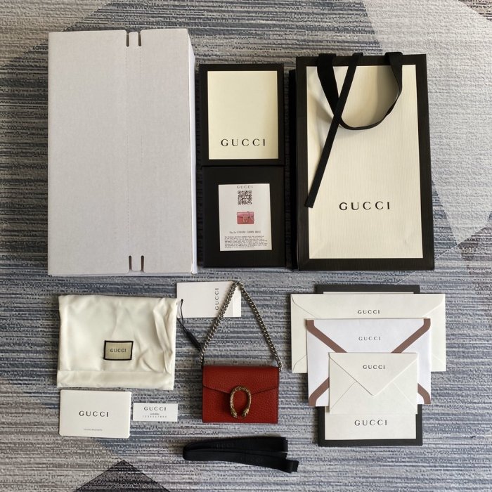 2021SS新作Gucci グッチ レディースショルダーバッグスーパーコピー