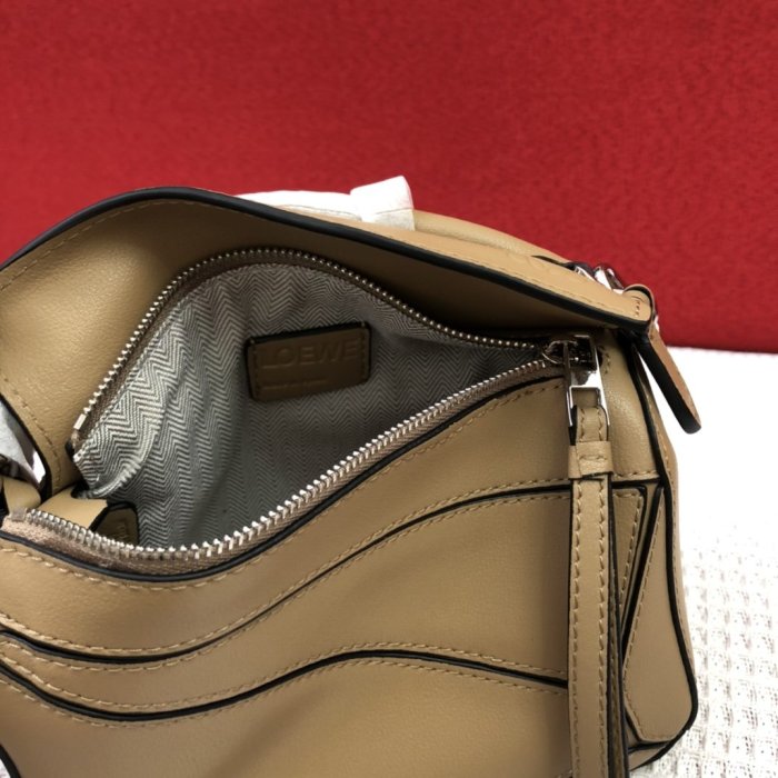 202106SS新作 LOEWE ロエベ レディース ショルダーバッグスーパーコピー