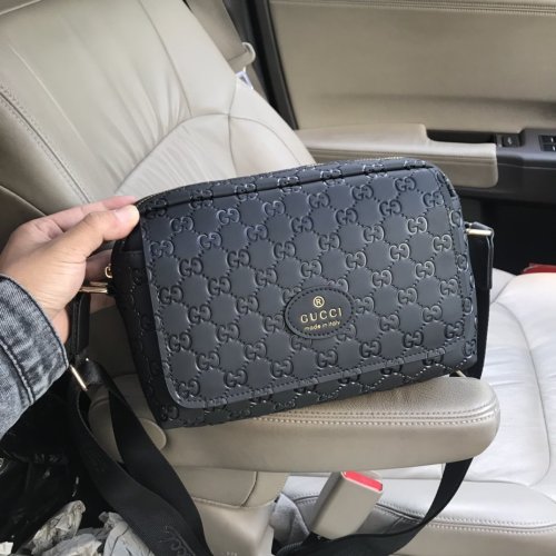 2020SS新作 Gucci グッチ メンズ ショルダーバックスーパーコピー