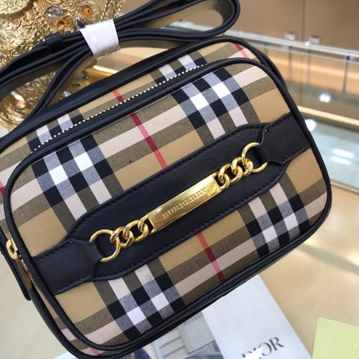 2020SS新作 Burberry バーバリー メンズ ショルダーバック スーパーコピー