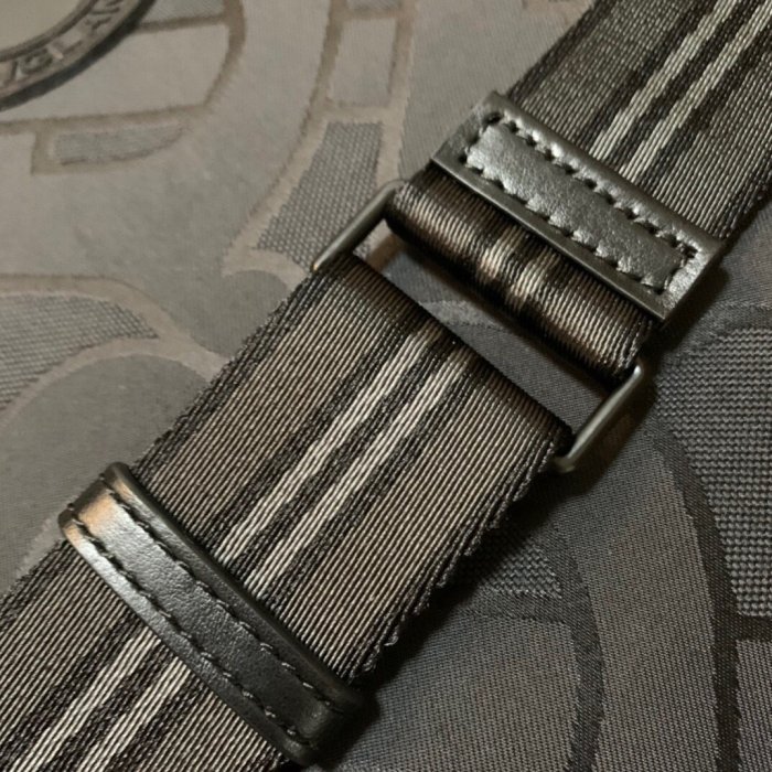 2020SS新作 Burberry バーバリー メンズ ハンドバックスーパーコピー