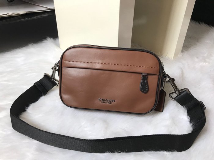 202106SS新作 Coach コーチ メンズ ショルダーバッグ スーパーコピー
