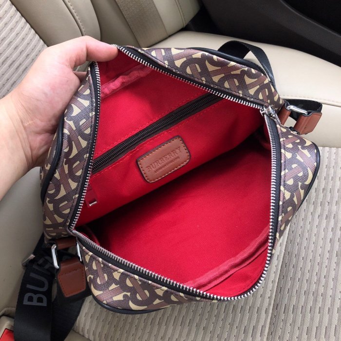 2020SS新作 Burberry バーバリー メンズ ショルダーバック スーパーコピー