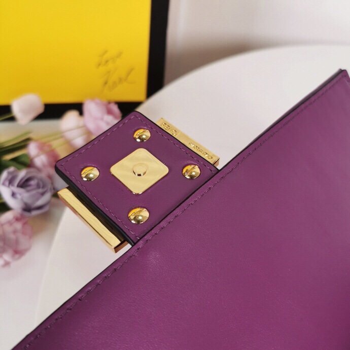 2020SS新作 FENDI フェンディ レディース ショルダーバック スーパーコピー
