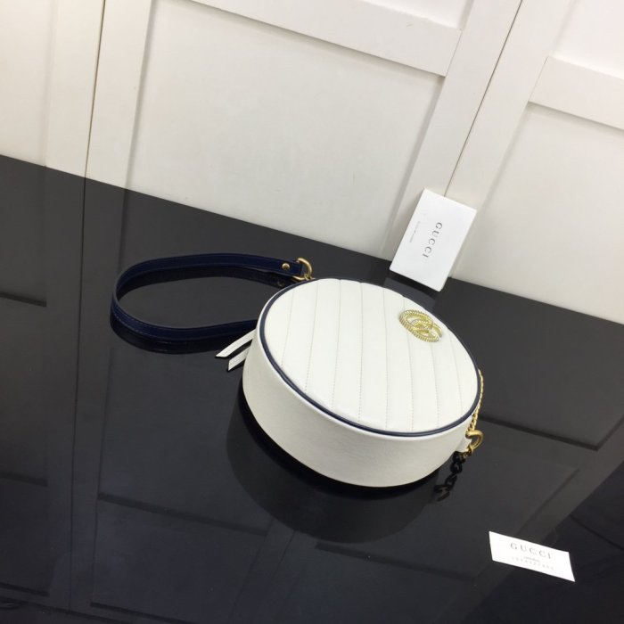 2021SS新作Gucci グッチ レディースショルダーバッグスーパーコピー