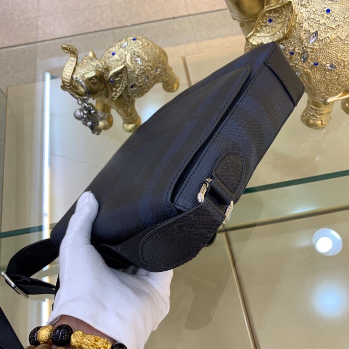 202103SS新作 Burberry バーバリー メンズ ショルダーバック スーパーコピー
