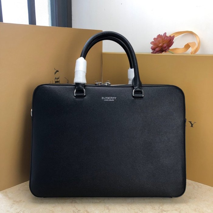 2020SS新作 Burberry バーバリー メンズ ハンドバックスーパーコピー