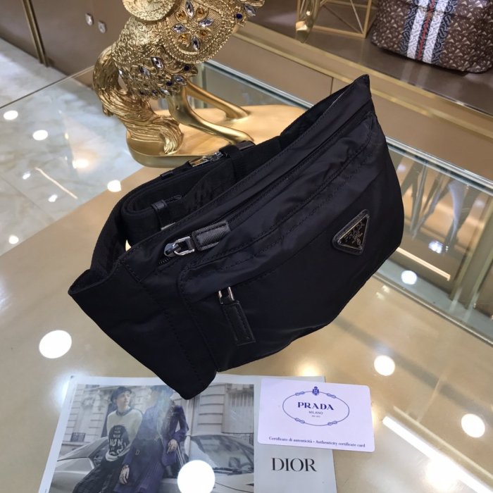 202103SS新作 メンズ Prada プラダ ショルダーバックスーパーコピー
