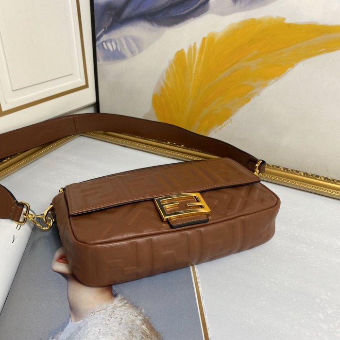 2020SS新作 FENDI フェンディ レディース ショルダーバック スーパーコピー