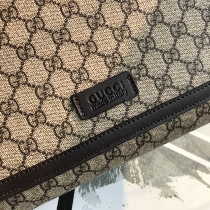 2021SS新作 Gucci グッチ メンズ ショルダーバックスーパーコピー