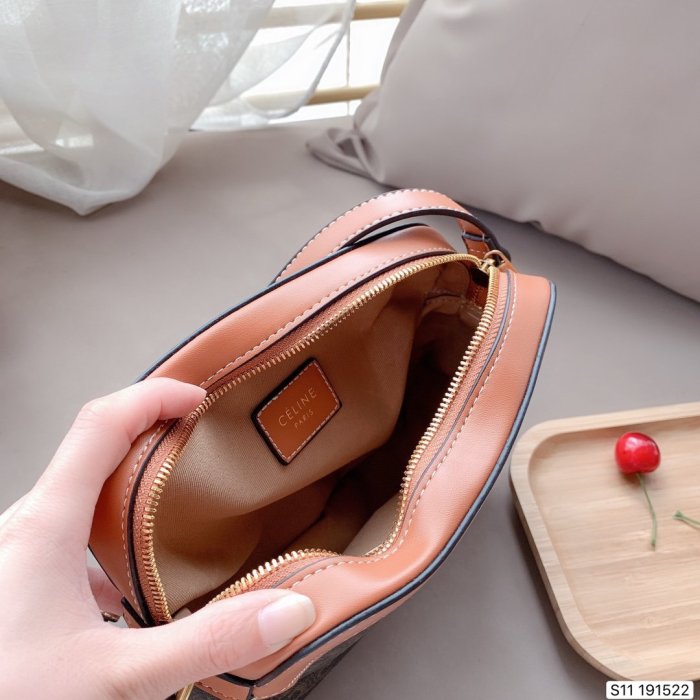2020SS新作 Celine セリーヌ レディース ショルダーバック スーパーコピー