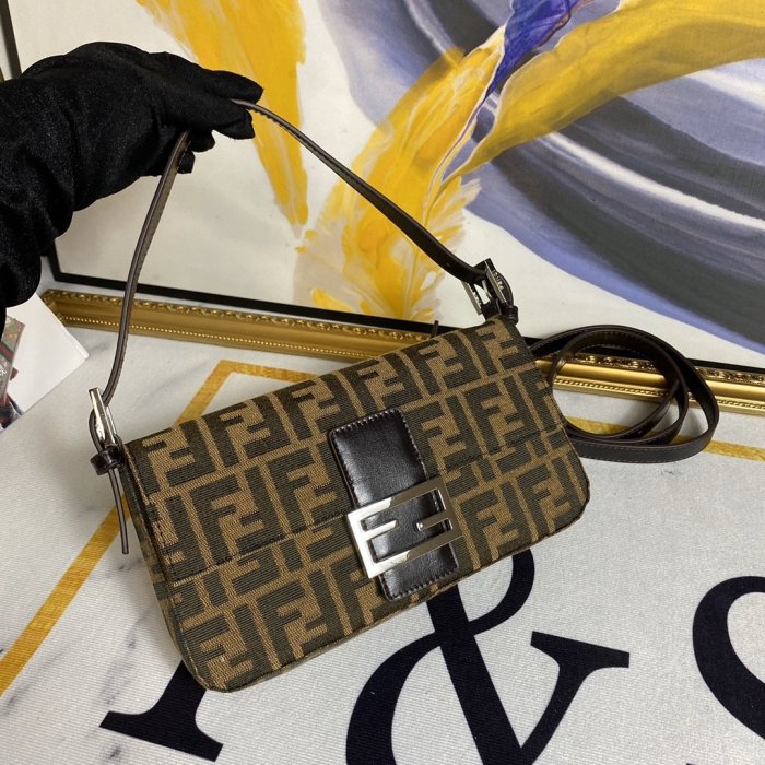 2020SS新作 FENDI フェンディ レディース ショルダーバック スーパーコピー