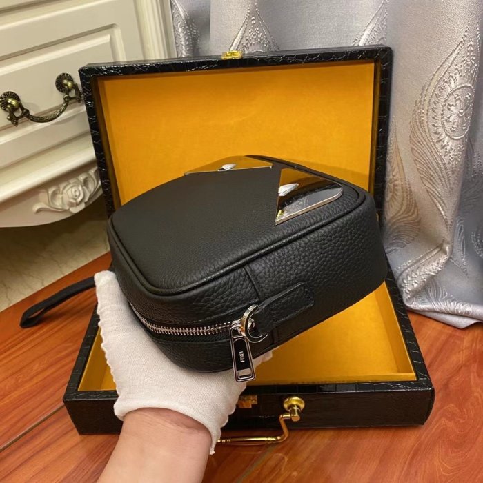 202103SS新作 FENDI フェンディ ショルダーバック スーパーコピー