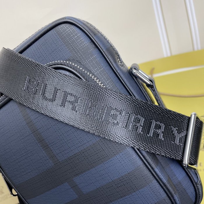 202103SS新作 Burberry バーバリー メンズ ショルダーバック スーパーコピー