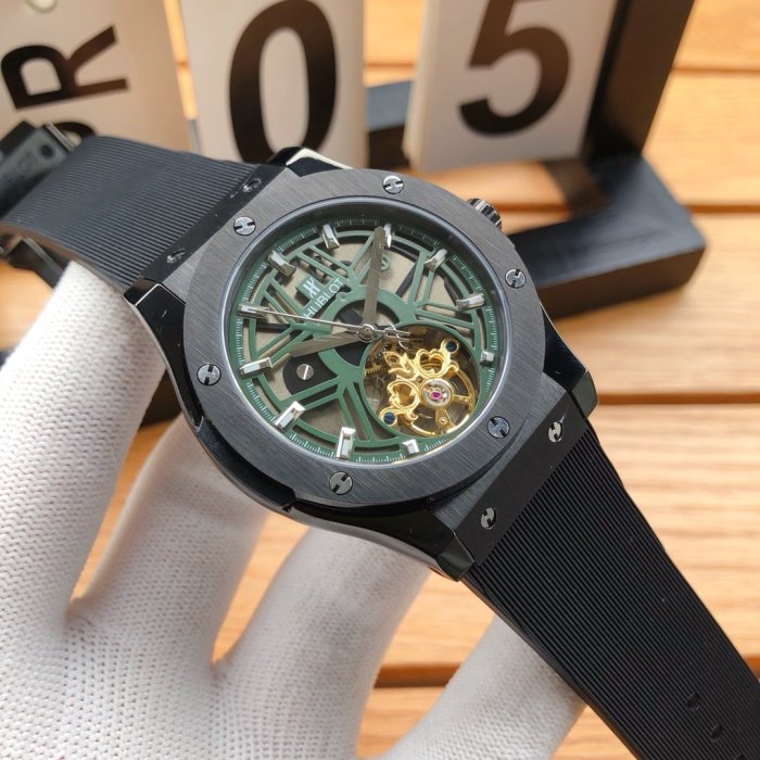 2020SS新作HUBLOT ウブロメンズ時計 スーパーコピー 8色
