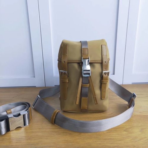 2021SS新作 メンズ Prada プラダショルダーバッグスーパーコピー