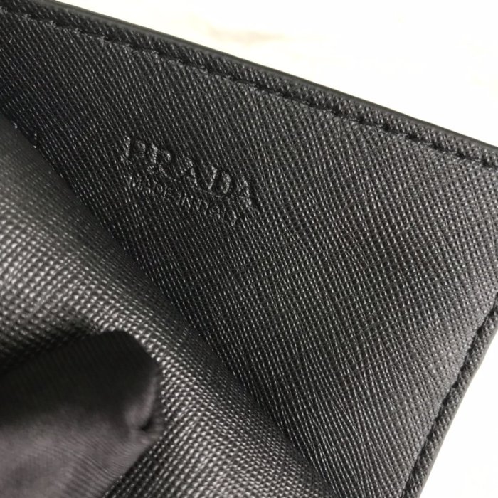2020SSプラダ PRADA新作通販短財布スーパーコピー