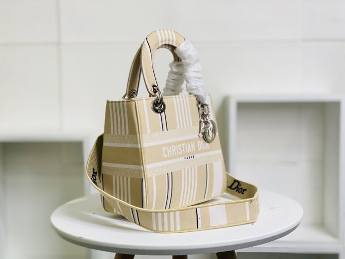2021SS新作 Dior ディオールレディースショルダーバック スーパーコピー