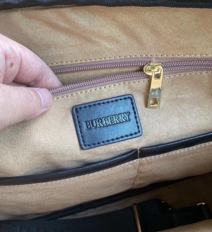 2020SS新作 Burberry バーバリー メンズ ハンドバックスーパーコピー