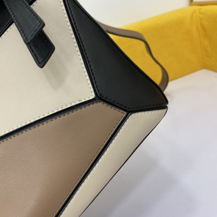 202106SS新作 LOEWE ロエベ レディース ショルダーバッグスーパーコピー