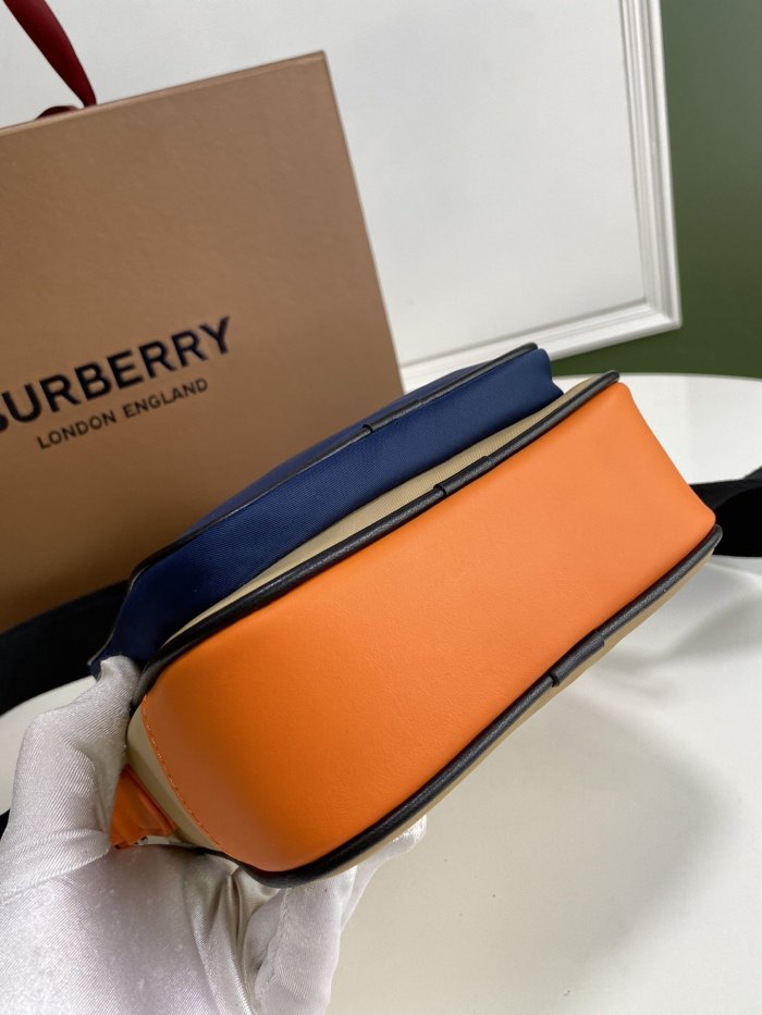 2020SS新作 Burberry バーバリー メンズ ショルダーバック スーパーコピー