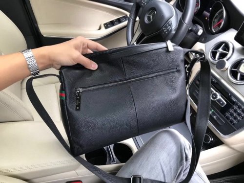 202103SS新作 Gucci グッチ メンズ ショルダーバックスーパーコピー