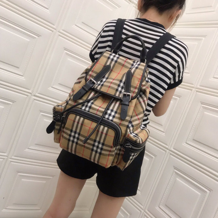202103SS新作 Burberry バーバリー メンズリュックバックスーパーコピー
