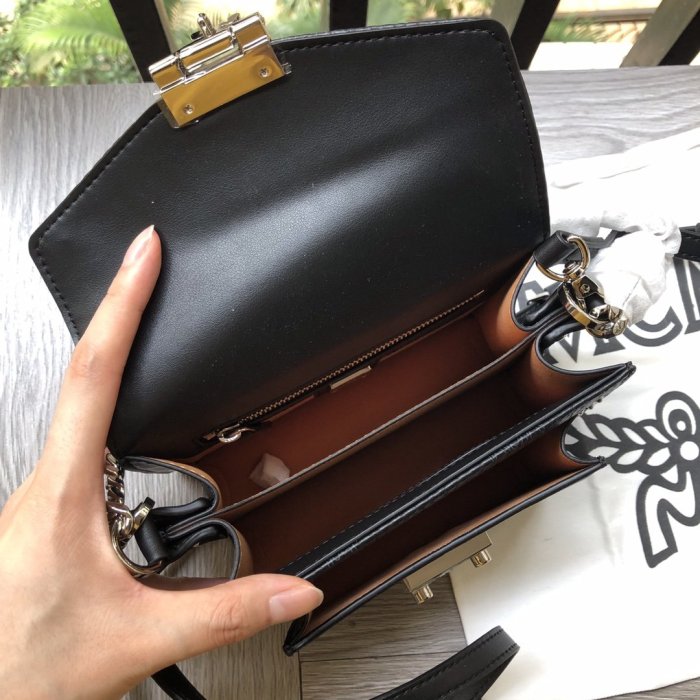 2020SS新作 MCM エムシーエム レディース ショルダーバック スーパーコピー