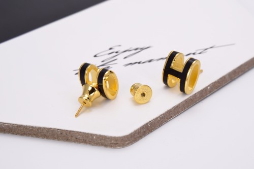 HERMES/エルメス 新品 ピアス イアリング 秋冬新作 19P65-HE40