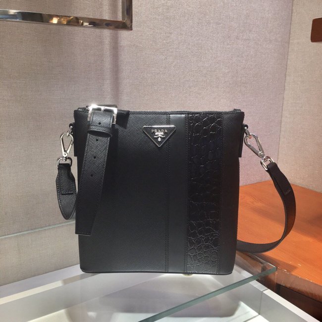 202103SS新作 メンズ Prada プラダ ショルダーバックスーパーコピー