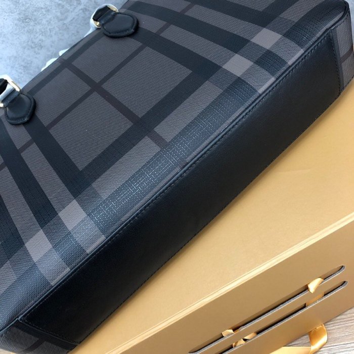 2021SS新作 Burberry バーバリー メンズ ハンドバックスーパーコピー