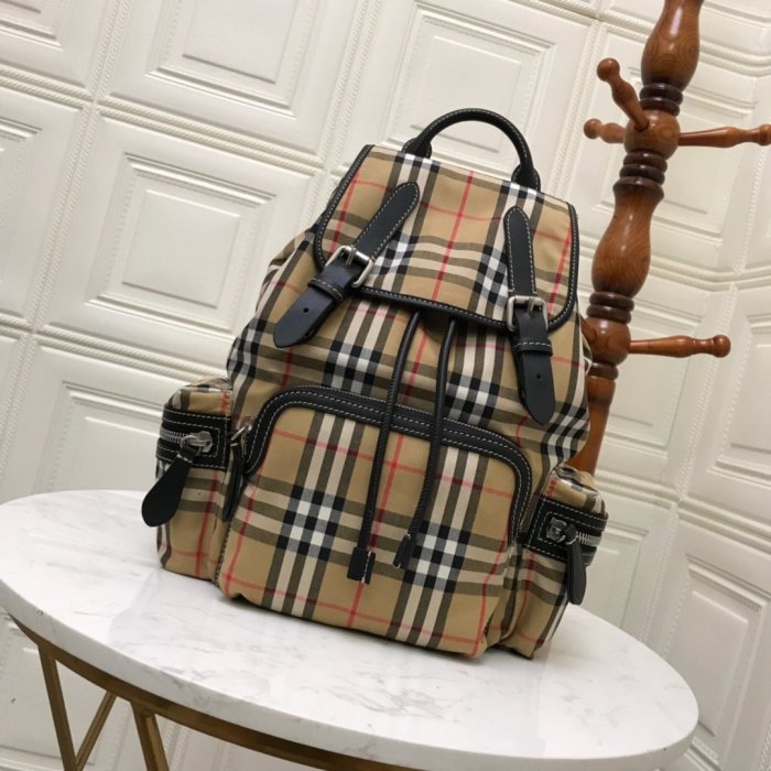 202103SS新作 Burberry バーバリー メンズリュックバックスーパーコピー