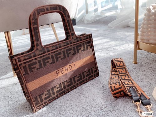 2020SS新作 FENDI フェンディ レディース ハンドバックスーパーコピー