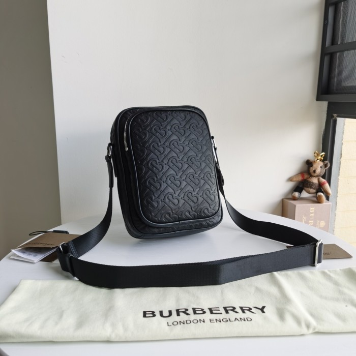 2020SS新作 Burberry バーバリー メンズ ショルダーバック スーパーコピー