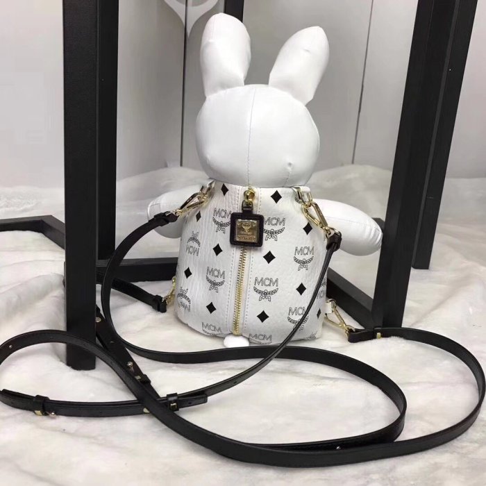 2020SS新作 MCM エムシーエム レディース リュック バック スーパーコピー